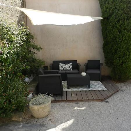 Le Maset Des Aires Avec Vue Sur Le Luberon Et Son Jacuzzi Exterieur Disponible De Juin A Mi-Septembre Maubec  Kültér fotó