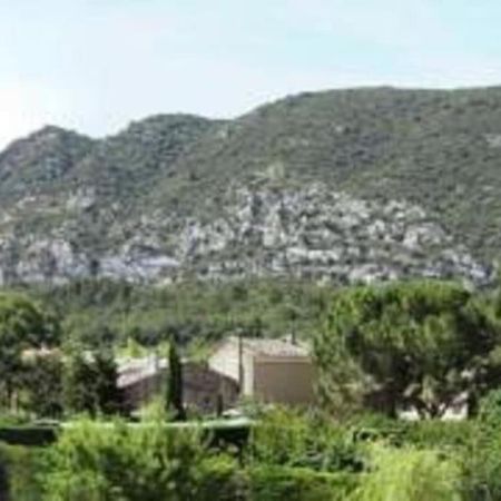 Le Maset Des Aires Avec Vue Sur Le Luberon Et Son Jacuzzi Exterieur Disponible De Juin A Mi-Septembre Maubec  Kültér fotó