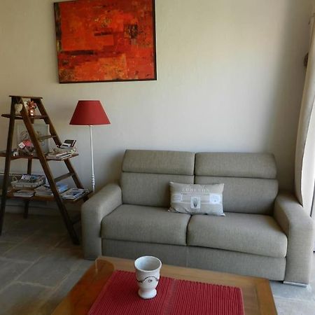 Le Maset Des Aires Avec Vue Sur Le Luberon Et Son Jacuzzi Exterieur Disponible De Juin A Mi-Septembre Maubec  Kültér fotó